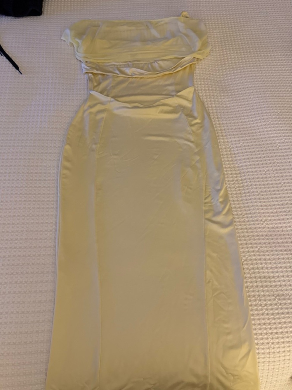 Oh Polly Lemon Off-Shoulder Midi Dress